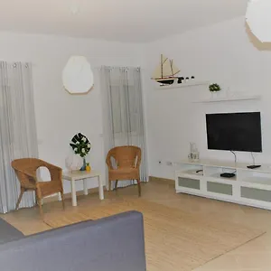 Casa Camoes, Near Airport, 4km Beach Faro